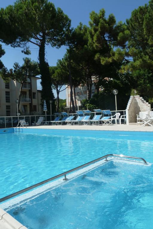 Hotel Astra Milano Marittima Ngoại thất bức ảnh