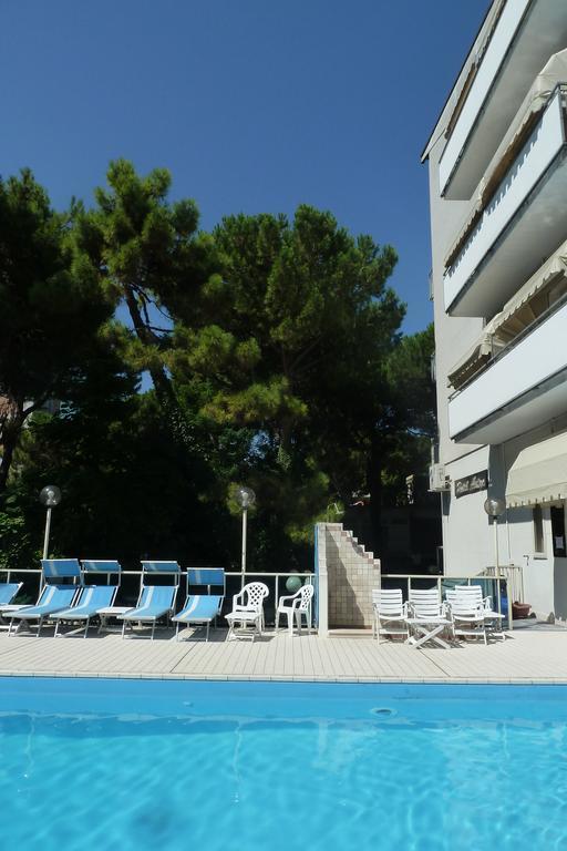 Hotel Astra Milano Marittima Ngoại thất bức ảnh