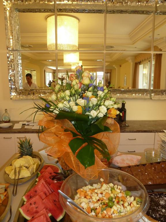Hotel Astra Milano Marittima Ngoại thất bức ảnh